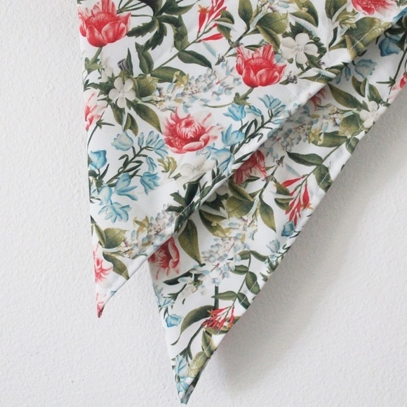 NWT Handmade Floral 18” x 18” Hair Scarf main image 9